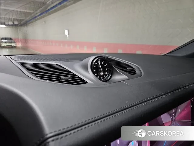 Porsche Cayenne (PO536) 2025 Черный из Кореи, фото 2