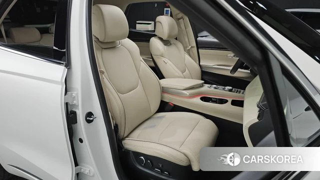 Genesis GV70 2022 Белый из Кореи, фото 2