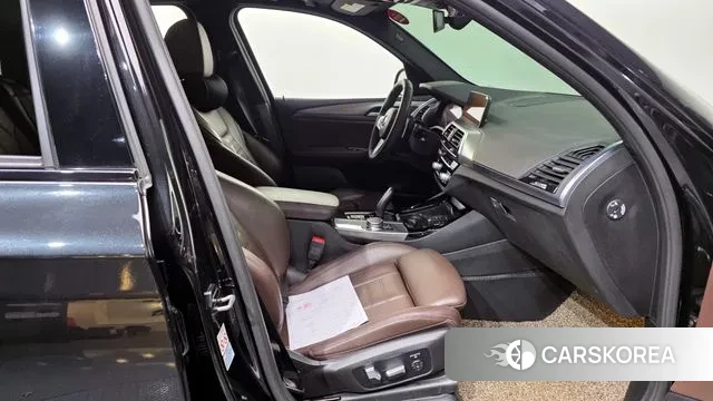 BMW X3 (G01) 2020 Черный из Кореи, фото 2