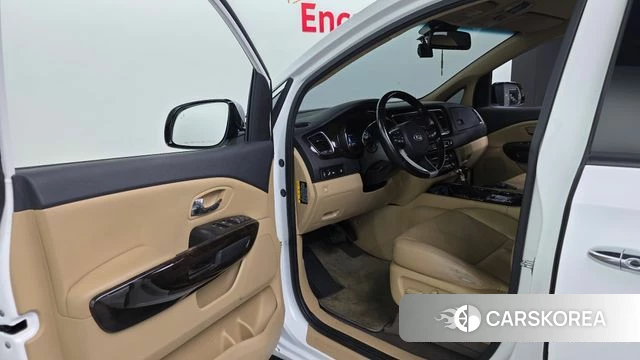 Kia The New Carnival 2018 Белый из Кореи, фото 2