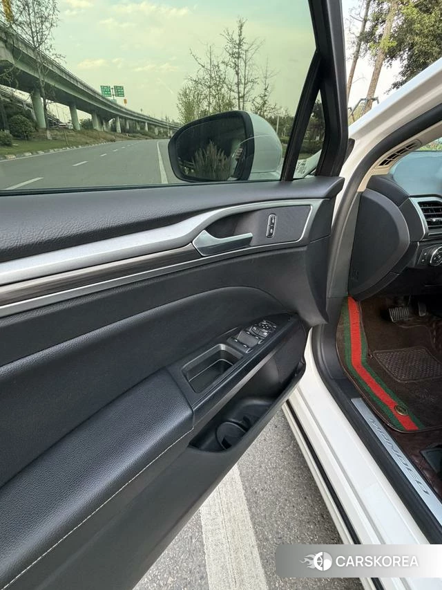 Ford Mondeo 2019 Белый из Китая, фото 2