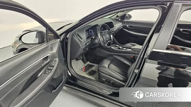 Hyundai Sonata (DN8) 2021 Черный из Кореи, фото 2