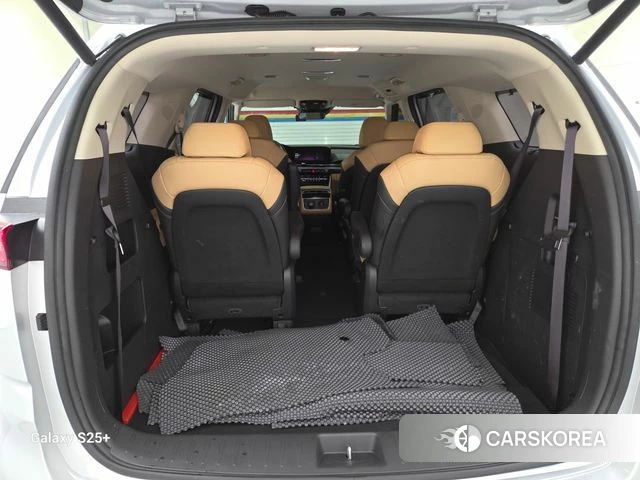Kia Carnival 4th generation 2021 Серебряный из Кореи, фото 2