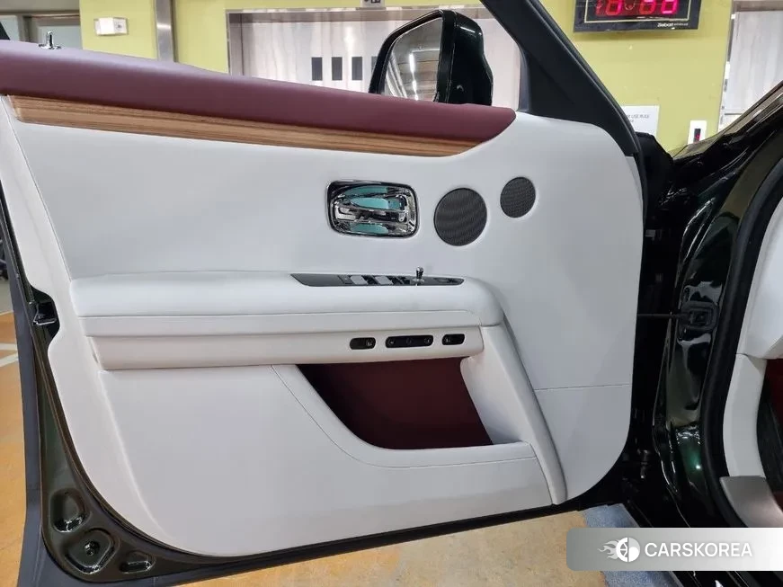 Rolls-Royce Ghost 2nd Generation 2021 Темно-зеленый из Кореи, фото 2