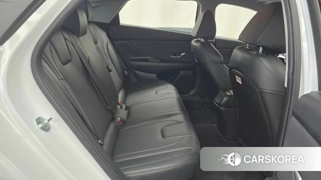 Hyundai Avante Hybrid (CN7) 2021 Белый из Кореи, фото 2