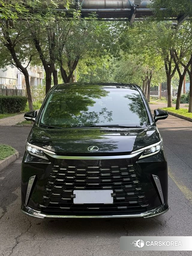 Lexus LM 2023 Черный из Китая, фото 2