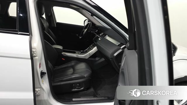 Land Rover Range Rover Evoque 2018 Белый из Кореи, фото 2