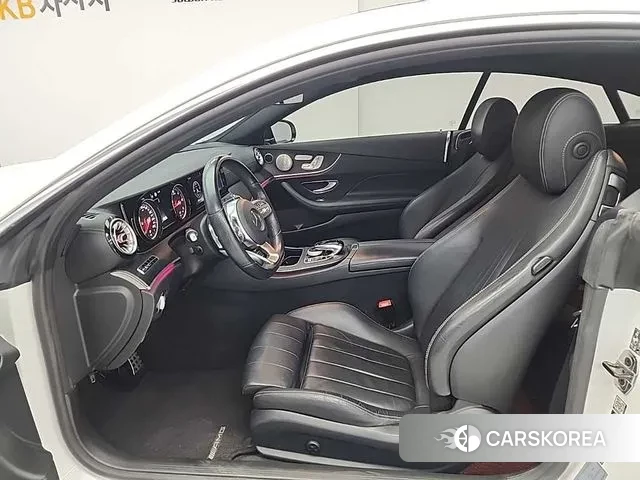 Mercedes-Benz E-Class W213 2019 Белый из Кореи, фото 2