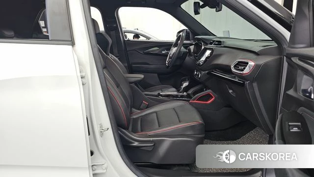 Chevrolet (GM Daewoo) Trailblazer 2021 Белый из Кореи, фото 2