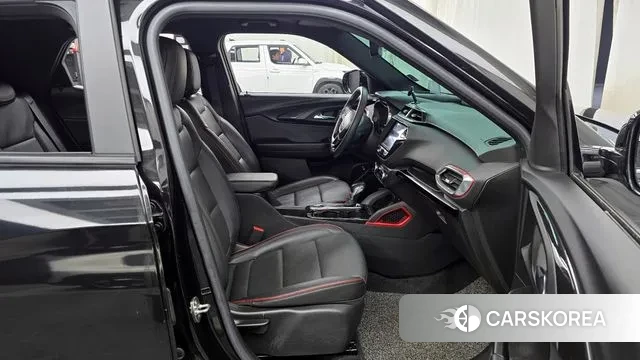 Chevrolet (GM Daewoo) Trailblazer 2022 Черный из Кореи, фото 2