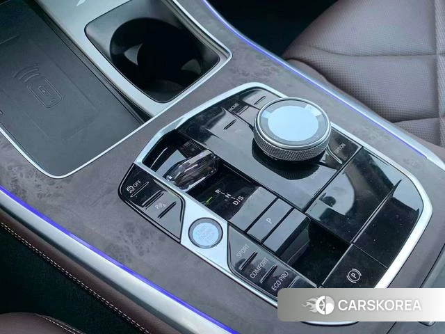 BMW X5 2025 Черный из Китая, фото 2