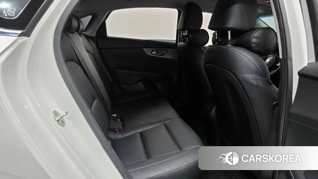 Kia Come New K3 2018 Белый из Кореи, фото 2