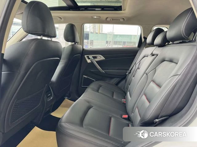 Geely Automobile Boyue 2018 Белый из Китая, фото 2