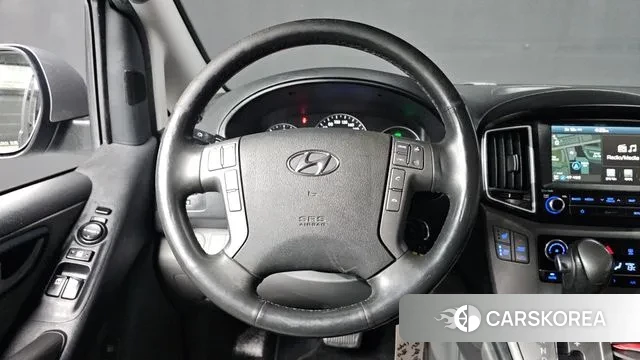 Hyundai The New Grand Starex 2018 Серебряный из Кореи, фото 2