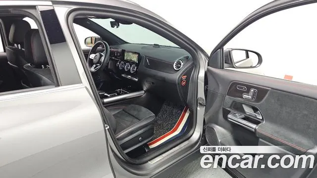 Mercedes-Benz GLA - Class H247 id 2707954 из Кореи 2