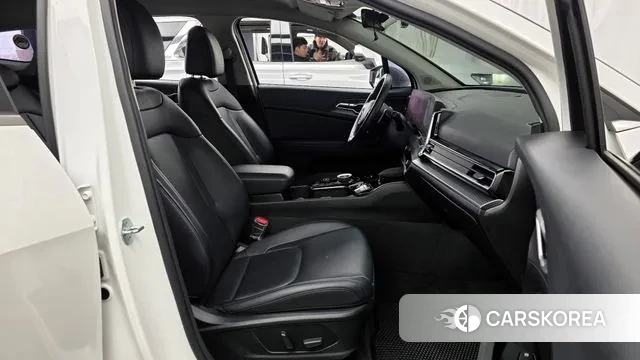 Kia Sportage 5th Generation 2023 Белый из Кореи, фото 2