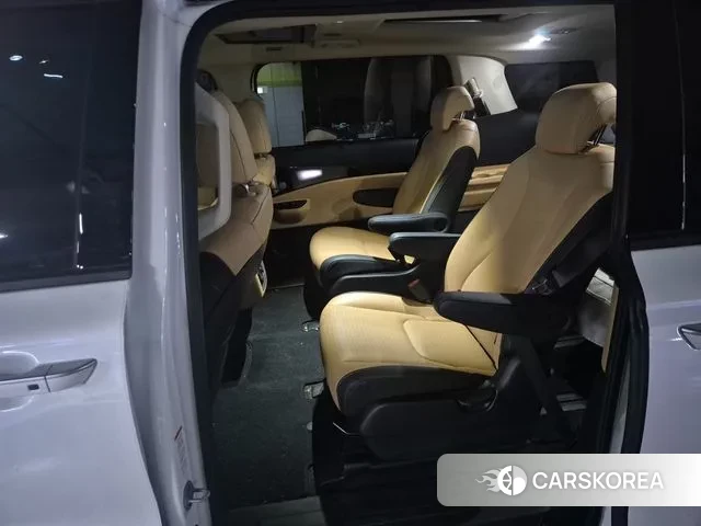 Kia Carnival 4th generation 2021 Белый из Кореи, фото 2