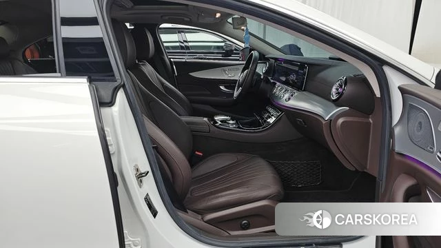 Mercedes-Benz CLS-Class C257 2018 Белый из Кореи, фото 2