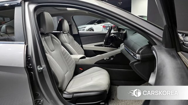 Hyundai Avante Hybrid (CN7) 2021 Серый из Кореи, фото 2