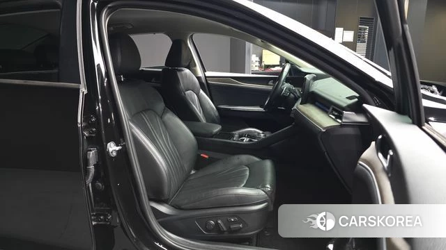 Kia K5 3rd generation 2022 Черный из Кореи, фото 2