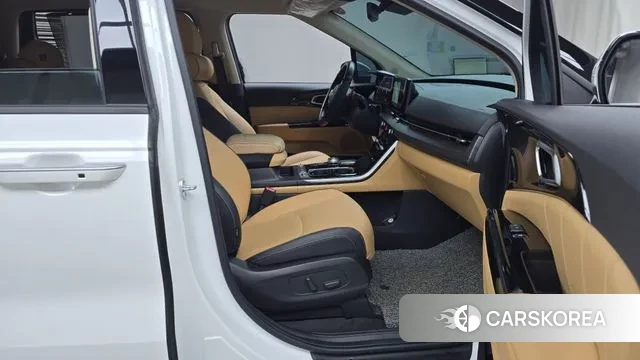 Kia Carnival 4th generation 2022 Белый из Кореи, фото 2