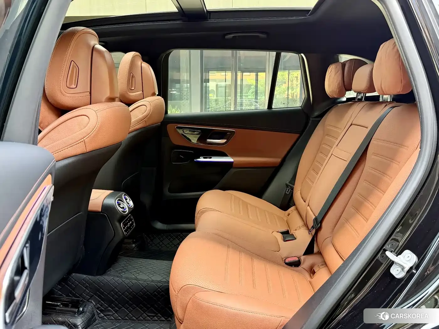 Mercedes-Benz GLC 2025 Черный из Китая, фото 2
