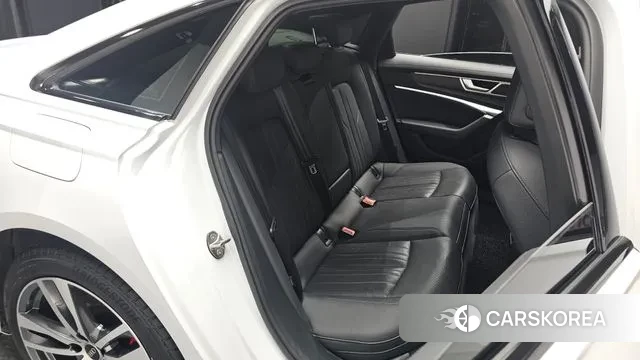 Audi A6 (C8) 2023 Белый из Кореи, фото 2