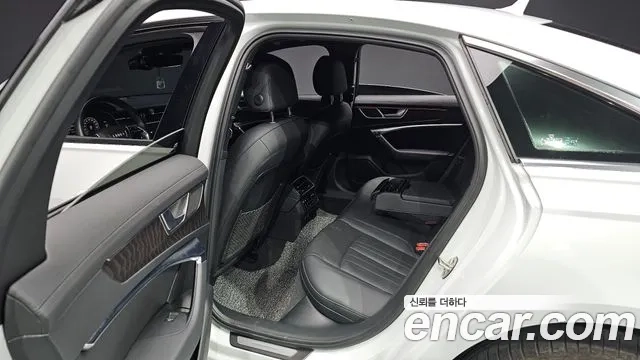 Audi A6 (C8) 2022 Белый из Кореи, фото 2