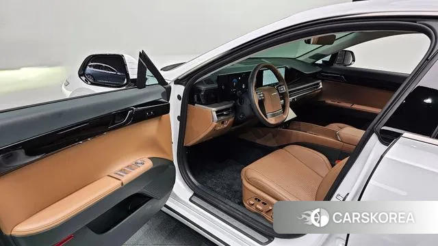 Hyundai Grandeur Hybrid (GN7) 2023 Белый из Кореи, фото 2