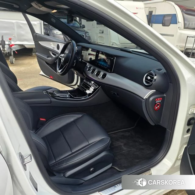 Mercedes-Benz E-Class W213 2020 Белый из Кореи, фото 2