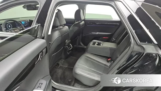 Hyundai Grandeur Hybrid (GN7) 2024 Черный из Кореи, фото 2