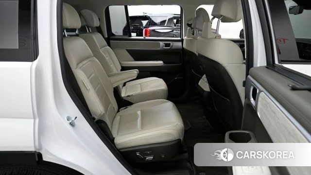 Hyundai Santa Fe (MX5) 2023 Белый из Кореи, фото 2