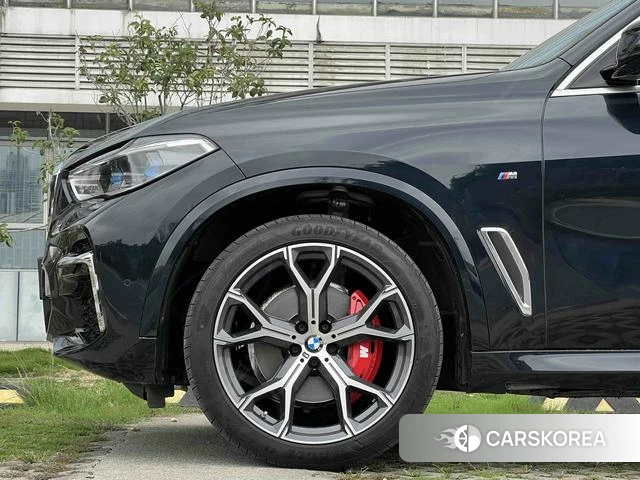 BMW X5 2023 Черный из Китая, фото 2