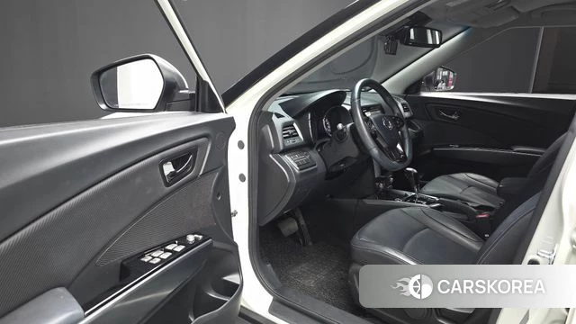 Ssangyong Tivoli Armor 2018 Белый из Кореи, фото 2