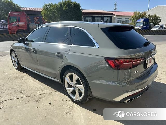 Audi A4 (import) 2022 Темно-серый из Китая, фото 2