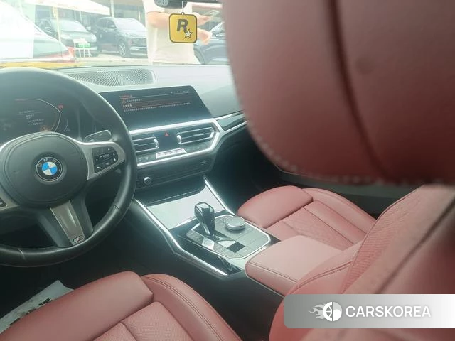 BMW 3 series 2022 Черный из Китая, фото 2