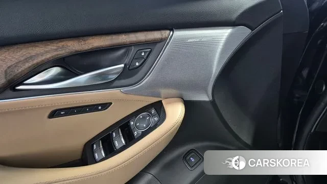 Cadillac CT5 2023 Черный из Кореи, фото 2