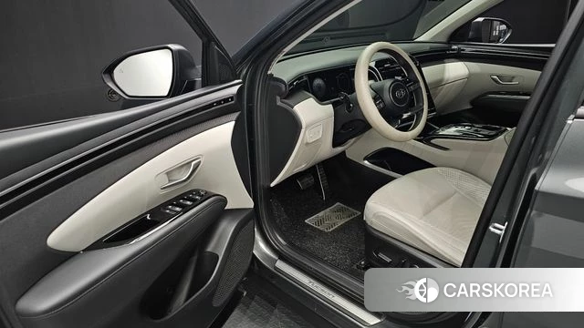 Hyundai Tucson (NX4) 2022 Серый из Кореи, фото 2