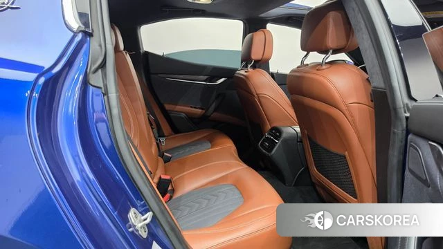 Maserati Ghibli 2018 Синий из Кореи, фото 2
