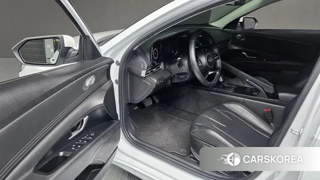 Hyundai Avante (CN7) 2021 Белый из Кореи, фото 2