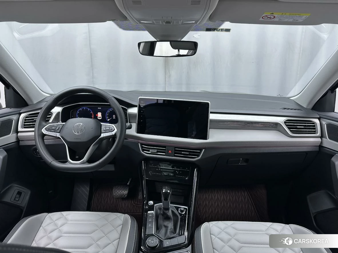 Volkswagen Tayron 2023 Темно-серый из Китая, фото 2