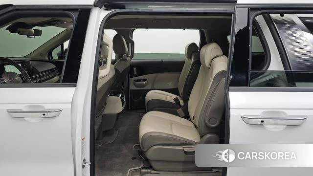 Kia Carnival 4th generation 2023 Белый из Кореи, фото 2