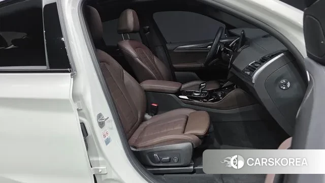 BMW X4 (G02) 2024 Белый из Кореи, фото 2