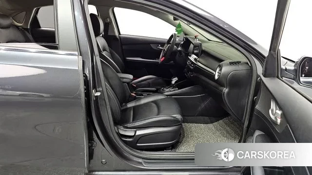 Kia Come New K3 2018 Серый из Кореи, фото 2