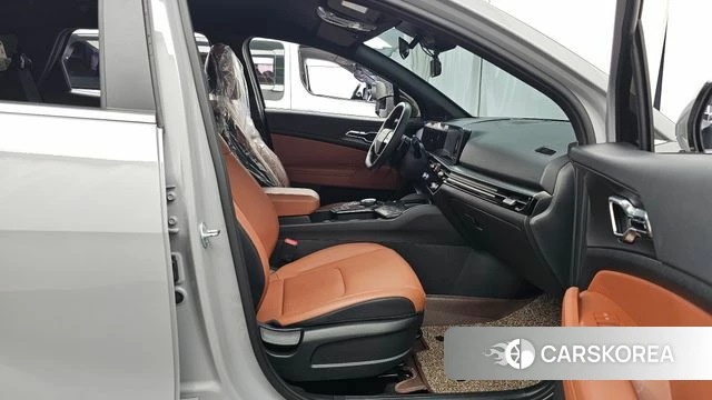 Kia The New Sportage 5th Generation 2025 Серебристо-серый из Кореи, фото 2