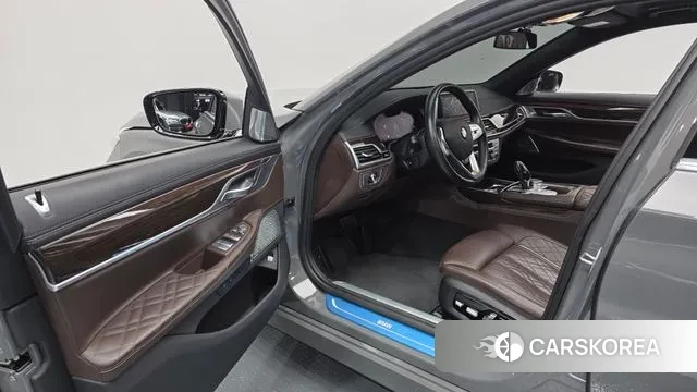 BMW 7 Series (G11) 2022 Серый из Кореи, фото 2