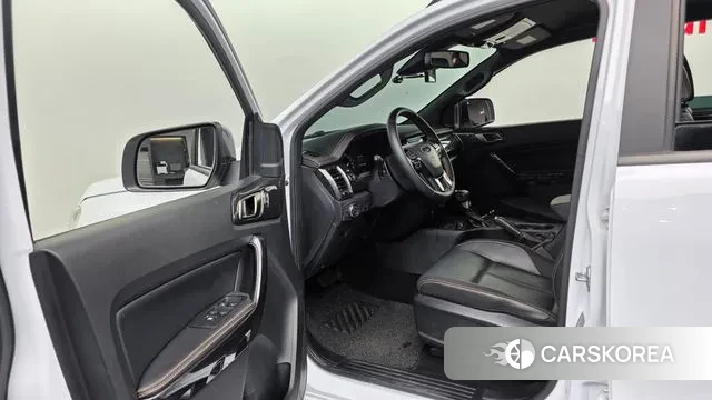 Ford Ranger 3rd Generation 2021 Белый из Кореи, фото 2