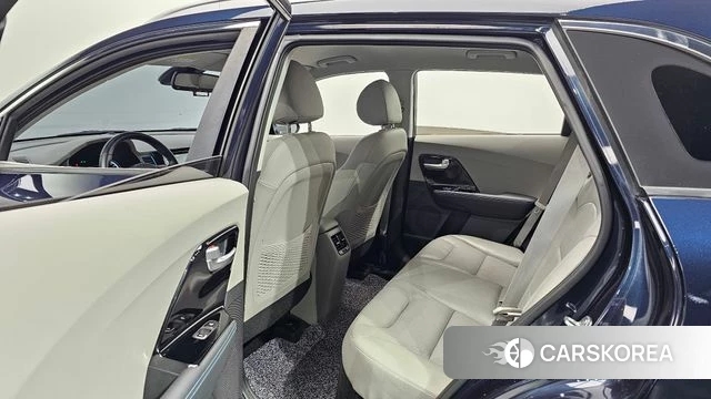 Kia Niro 2018 Синий из Кореи, фото 2