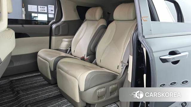 Kia Carnival 4th generation 2023 Черный из Кореи, фото 2