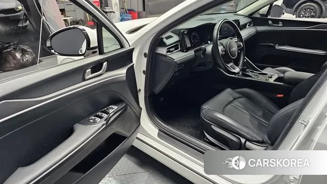 Kia K5 3rd generation 2022 Белый из Кореи, фото 2